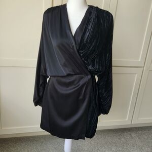 Zara Velvet Satiny Crossover Mini Dress V-Neck Long Sleeves Black Extra Small XS